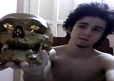 Universitario de medicina preparó el escenario para morir lentamente