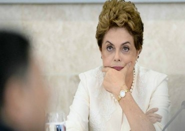 Rousseff: Destituida pero no inhabilitada