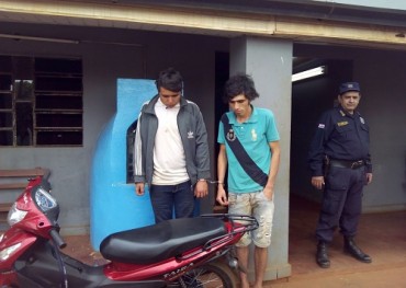 Dos detenidos en Franco por robo de celulares