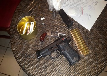 Encuentran armas, drogas y animales silvestres durante allanamiento en CDE