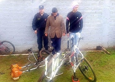 Jóvenes aprehendidos por hurtar 