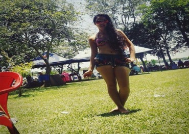 Universitaria se lanza del Puente de la Amistad