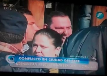Hurrero de los Zacarías golpea a una mujer en pleno programa televisivo