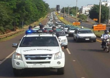Denuncian competencia desleal de taxistas brasileños
